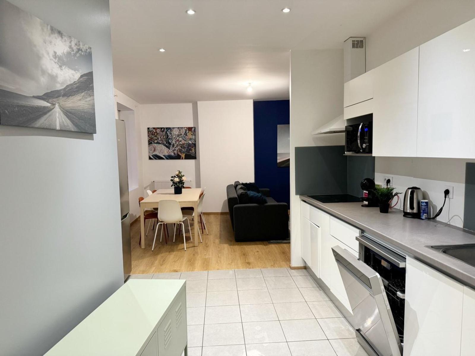 24 Chic & Cosy Grand Appart 88M2 Parking Gratuit Hypercentre Netflix Saint-Etienne  Buitenkant foto
